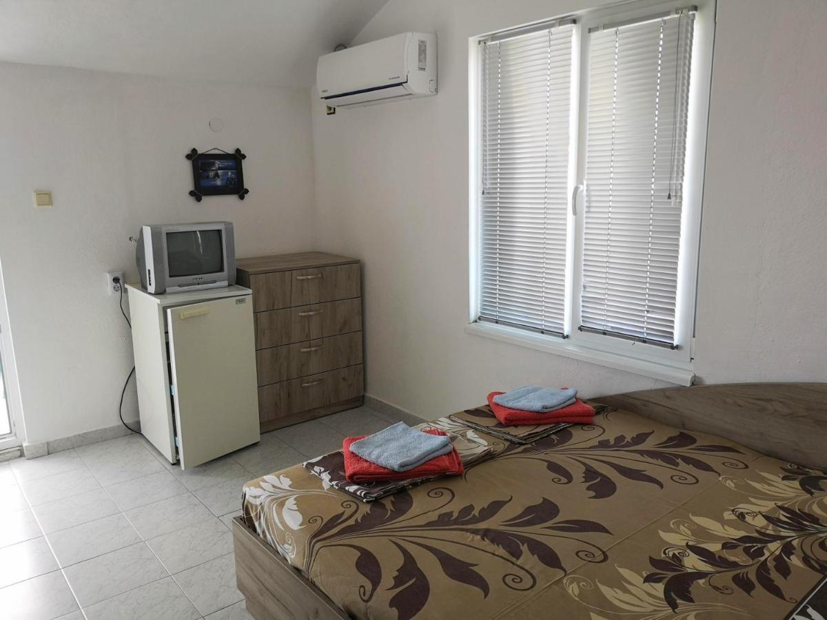 Guestrooms Stoyanovi 체르노모레츠 외부 사진